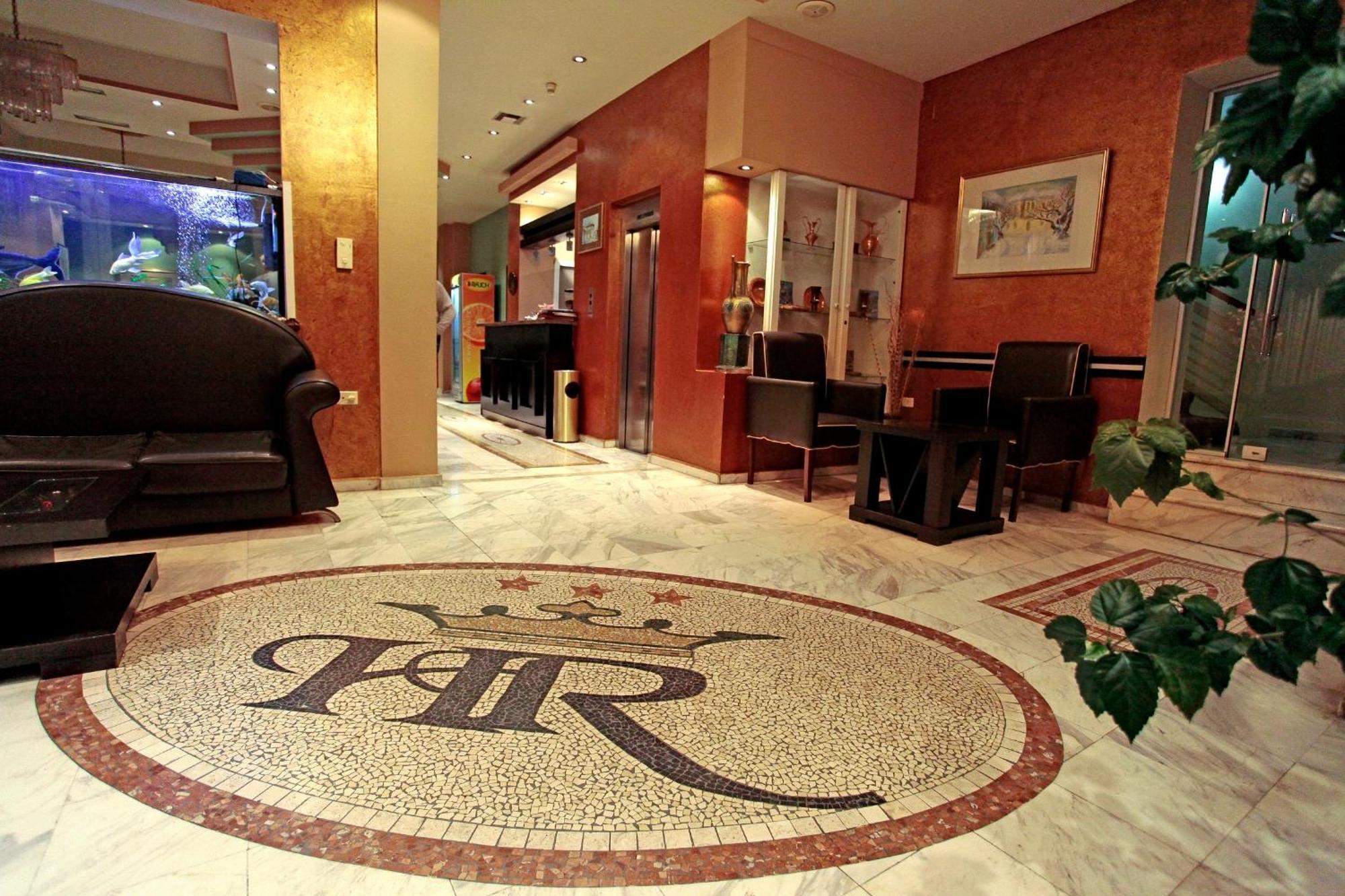 Hotel Regency Korce Exterior photo